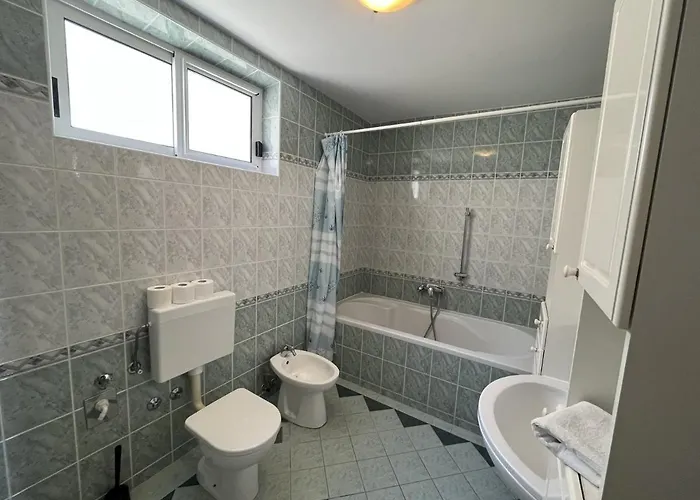 Apartment Retro Podgora (Split-Dalmatia)